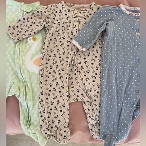 Baby girls Carters 3M one piece sleepers